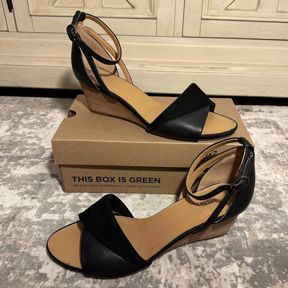 Franco Sarto Black and Tan Wedge Sandals